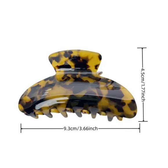 Two Hair Claw clips - Picture 5 of 7